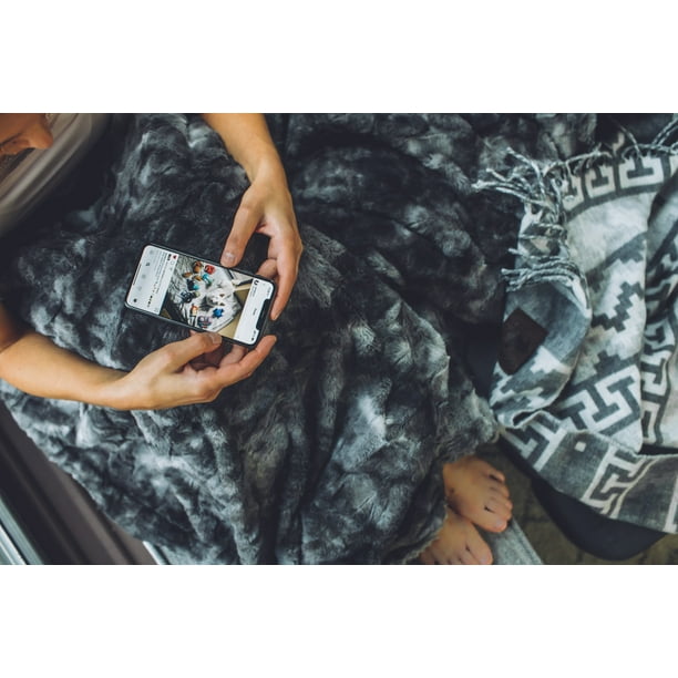 Moslion Soft Cozy Throw Blanket Hummingbird Watercolor Fuzzy Warm Couch/Bed Blanket for Adult/Youth Polyester 60 X 80 Inches Home/Travel/Camping Applicable Moslion Soft Cozy Throw Blanket Hummingbird Watercolor Fuzzy Warm Couch/Bed Blanket for Adult/Youth Polyester 60 X 80 Inches Home/Travel/Camping Applicable
